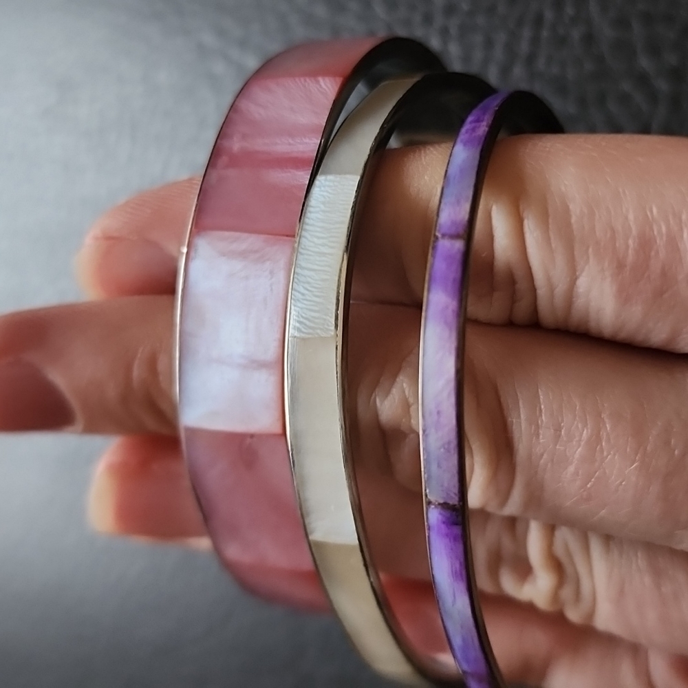 Vtg Shell Bangle Bracelets - image 1